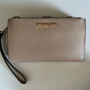 Michael Kors Nude Wallet